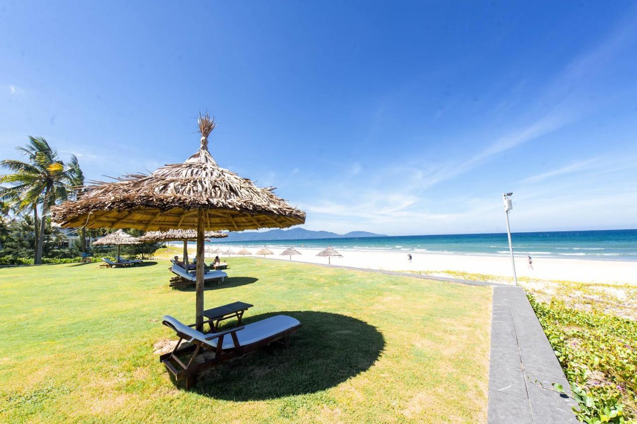 Deluxe Ocean Villa Along The Beach Danang Exterior photo