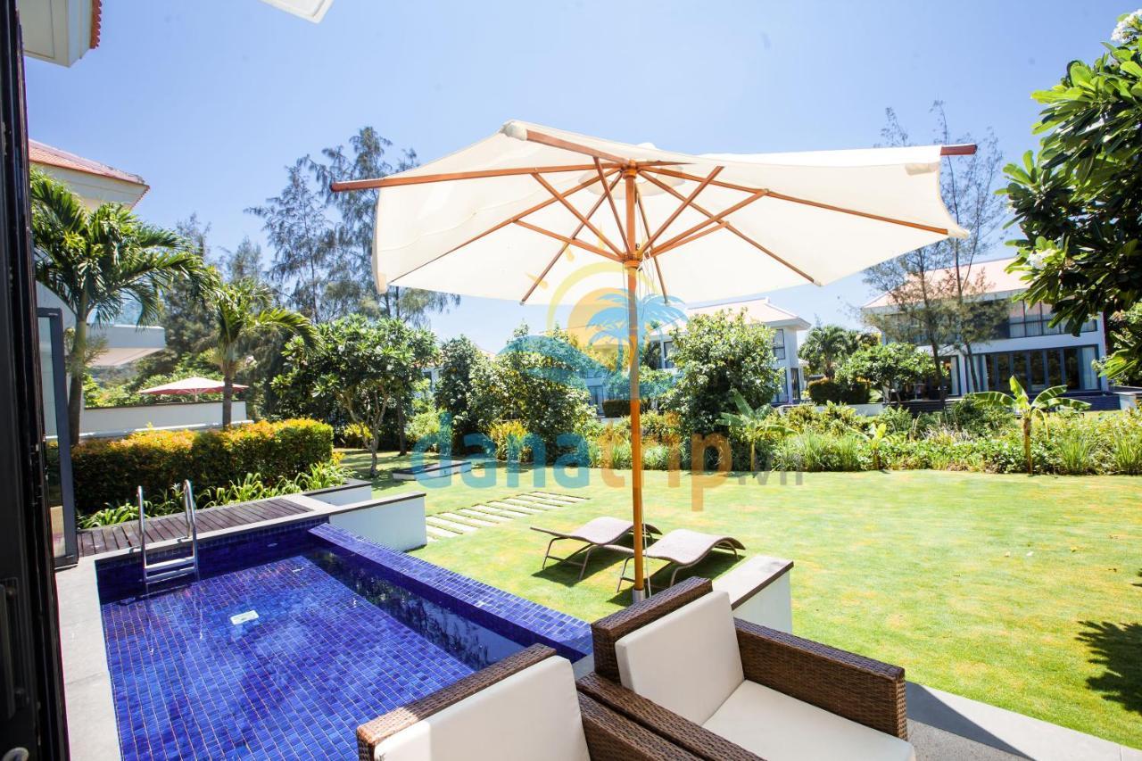 Deluxe Ocean Villa Along The Beach Danang Exterior photo